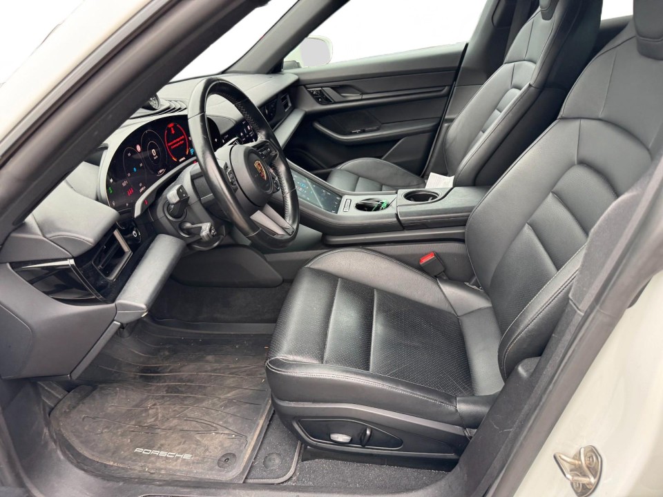 Porsche Taycan - foto 6