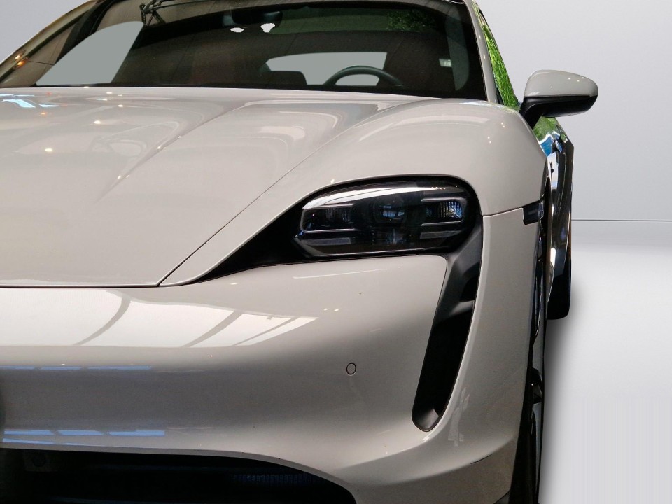 Porsche Taycan - foto 20