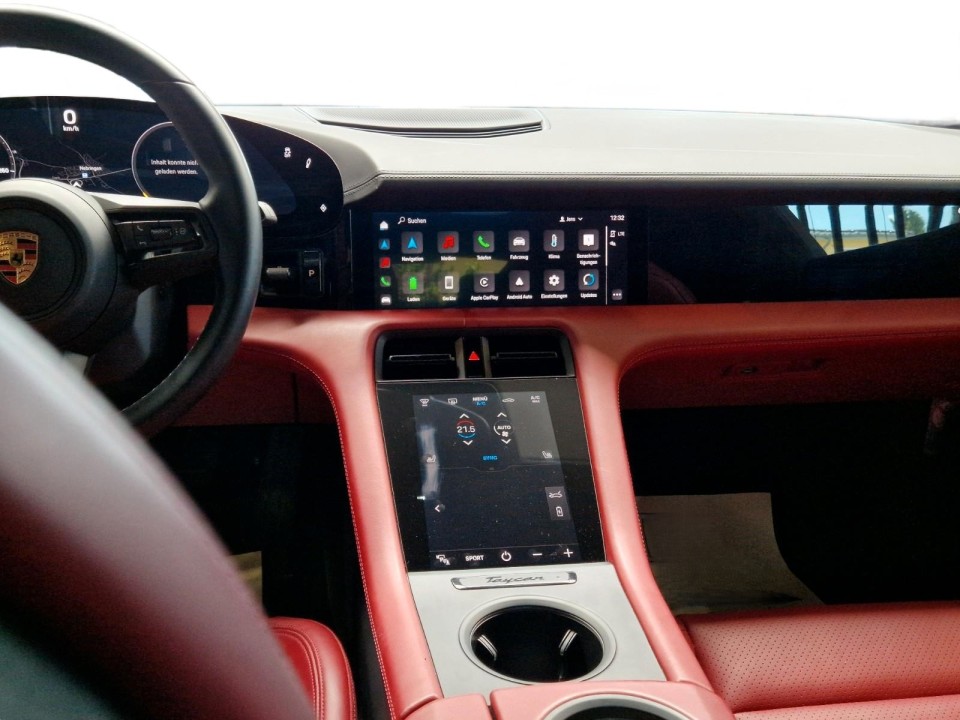 Porsche Taycan - foto 17