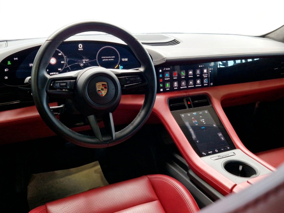 Porsche Taycan - foto 8