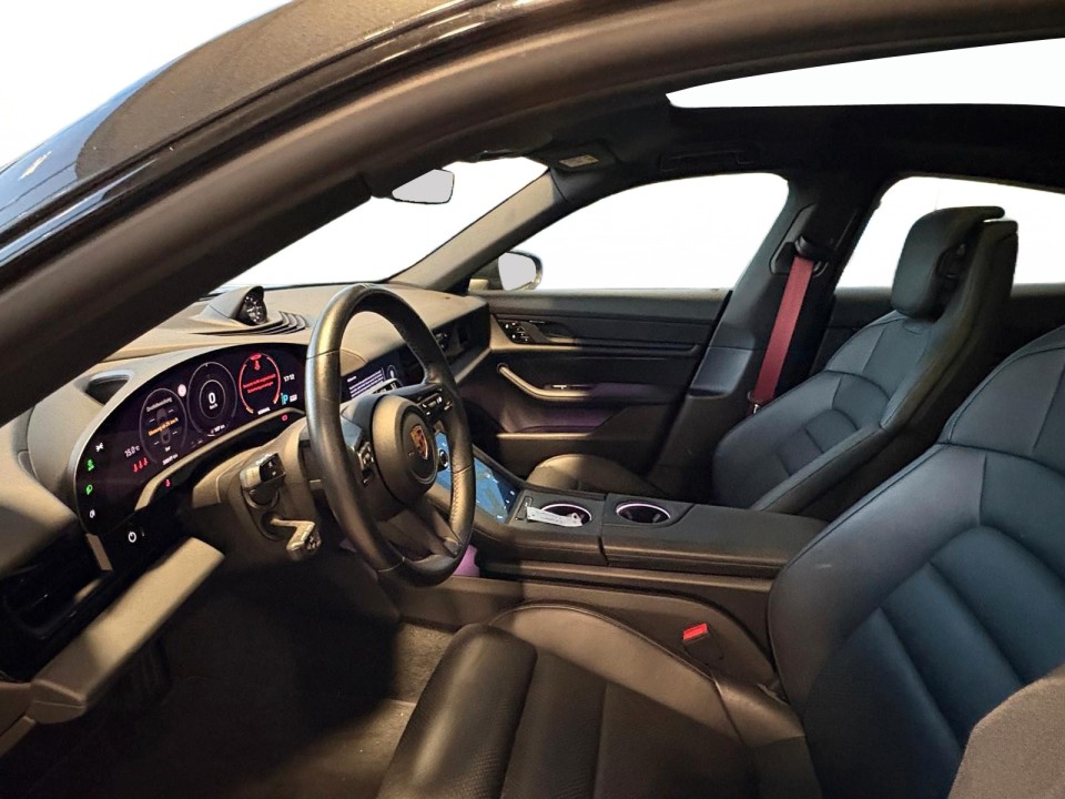 Porsche Taycan - foto 6