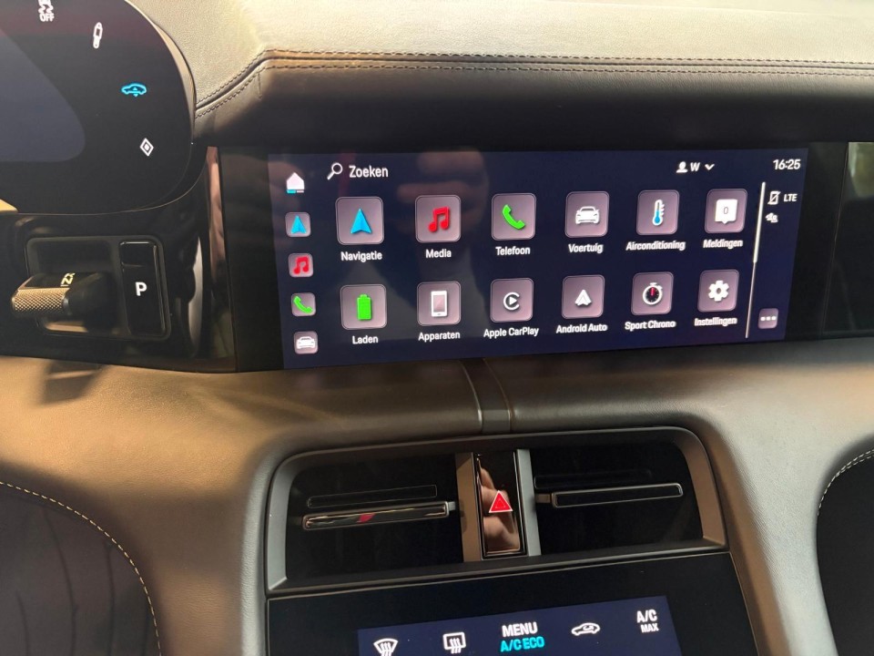 Porsche Taycan - foto 9