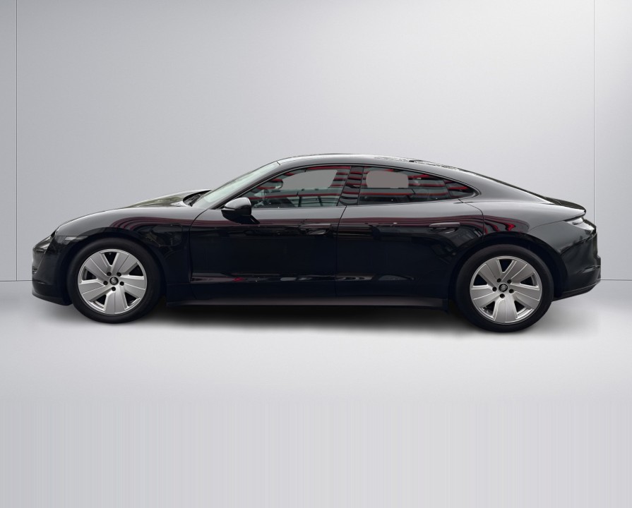 Porsche Taycan (3)