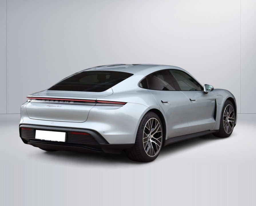 Porsche Taycan 4S (5)