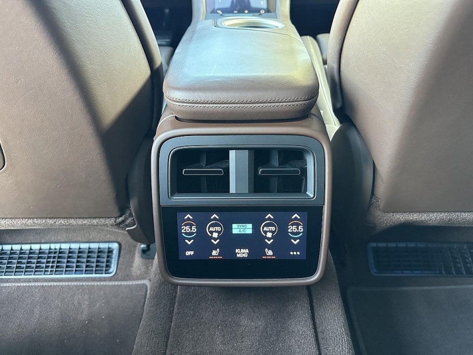 Porsche Taycan 4S - foto 18