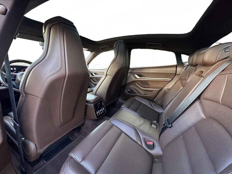 Porsche Taycan 4S - foto 11