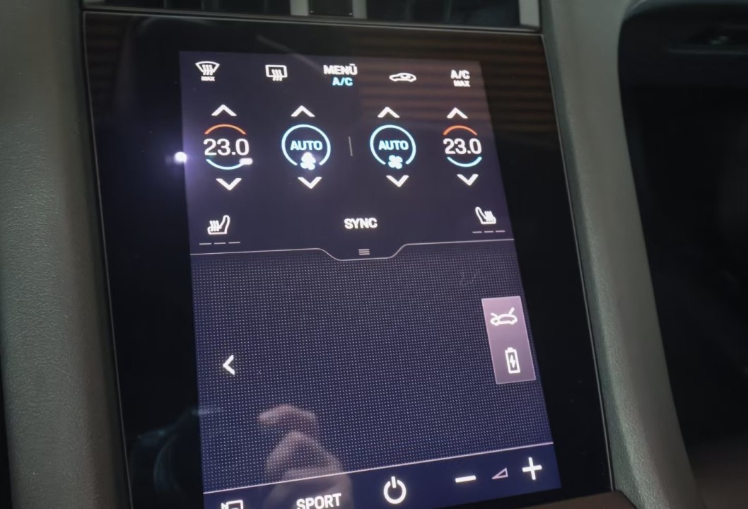 Porsche Taycan 4 Cross Turismo - foto 16