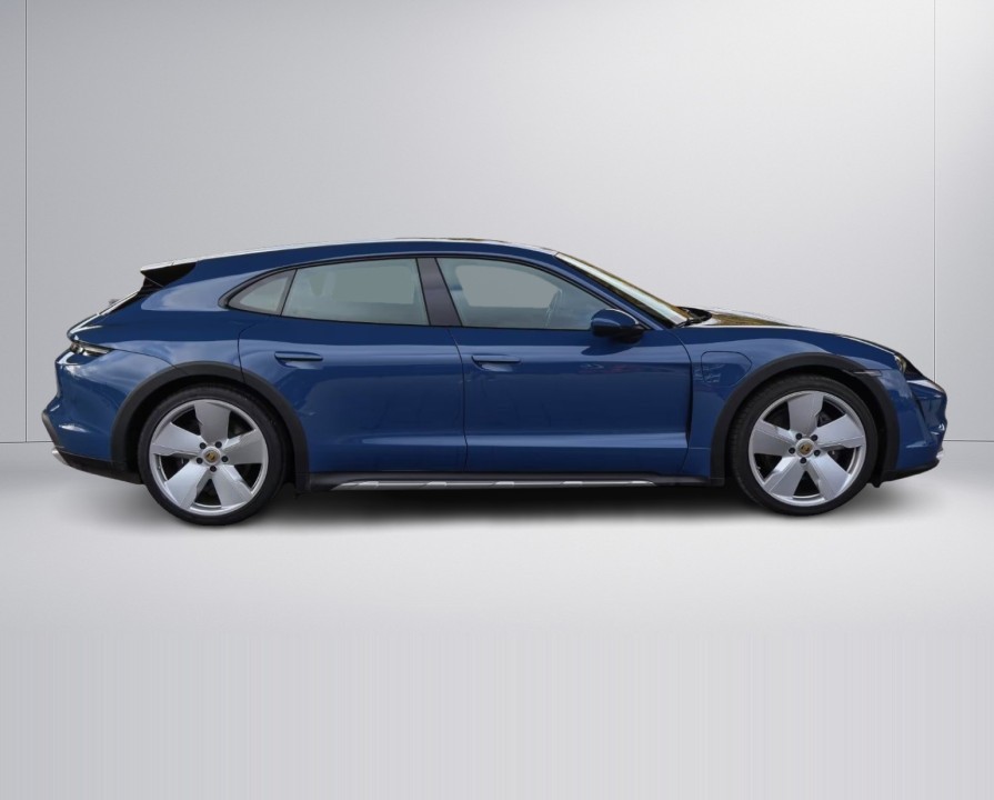 Porsche Taycan 4 Cross Turismo (2)