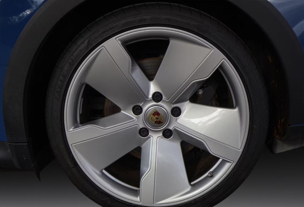 Porsche Taycan 4 Cross Turismo - foto 23