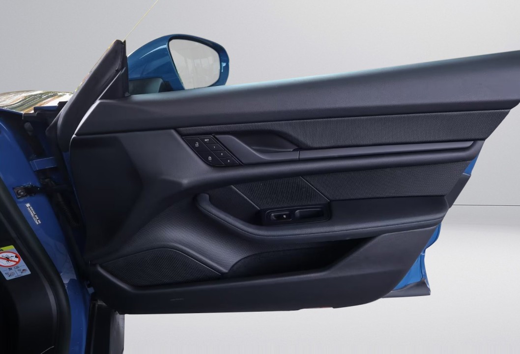 Porsche Taycan 4 Cross Turismo - foto 18