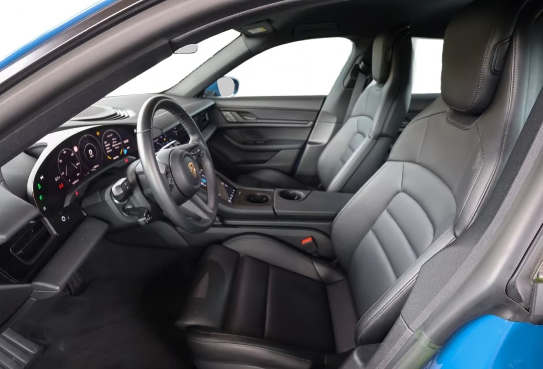 Porsche Taycan 4 Cross Turismo - foto 12