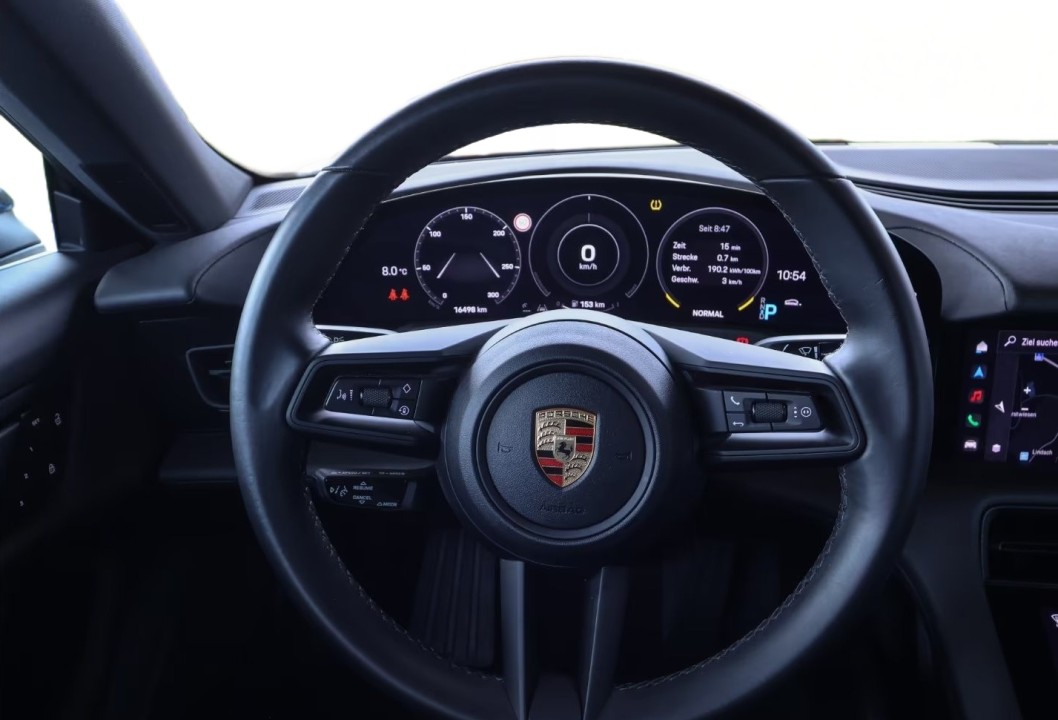 Porsche Taycan 4 Cross Turismo - foto 9