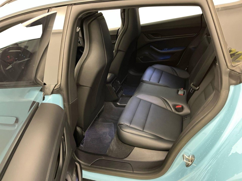 Porsche Taycan 4 Cross Turismo - foto 7