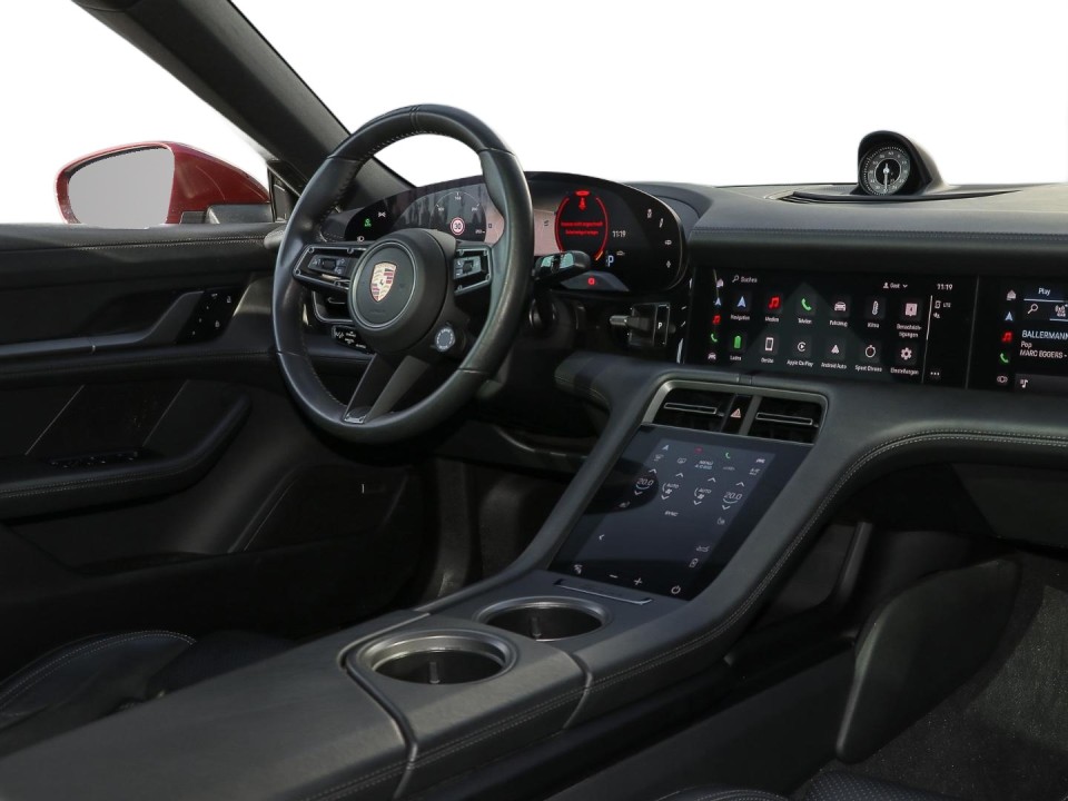 Porsche Taycan - foto 12