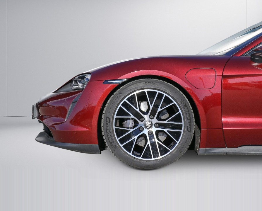 Porsche Taycan - foto 27