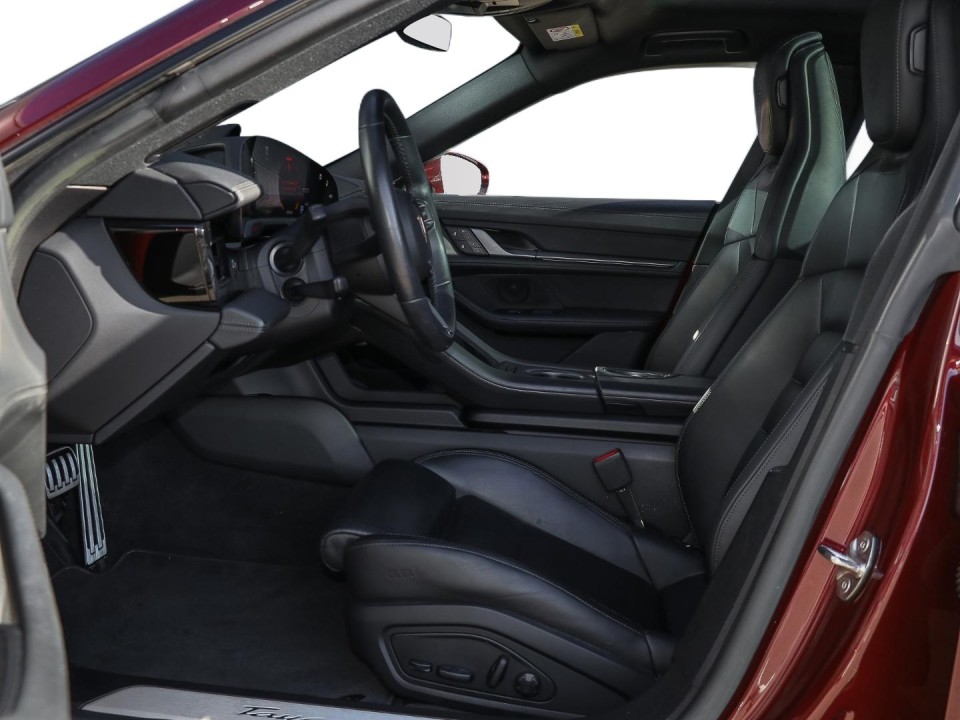 Porsche Taycan - foto 9