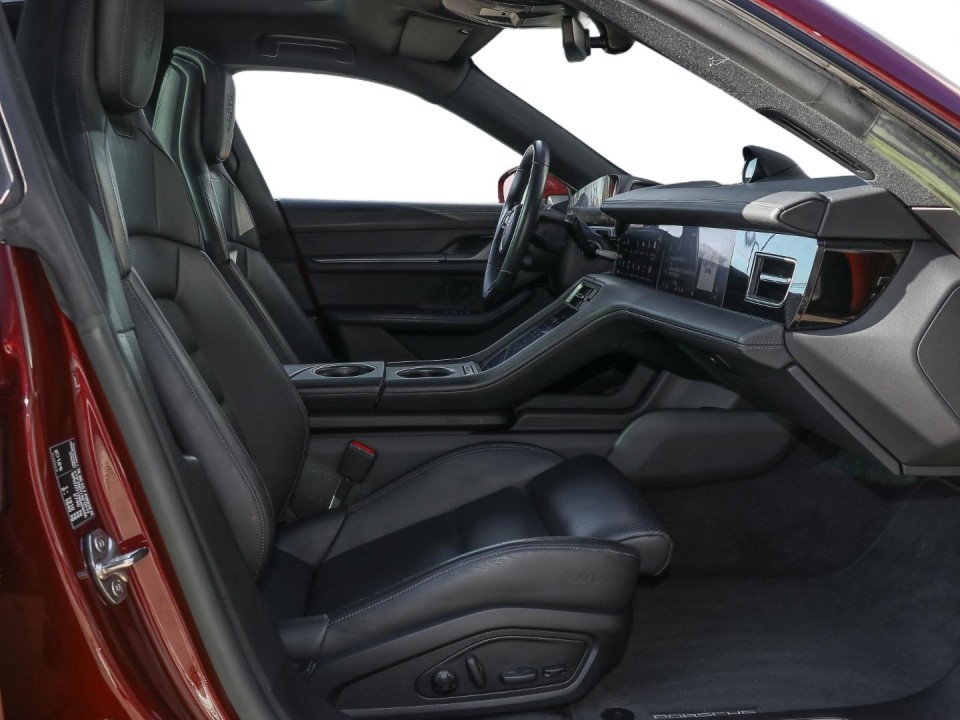 Porsche Taycan - foto 11