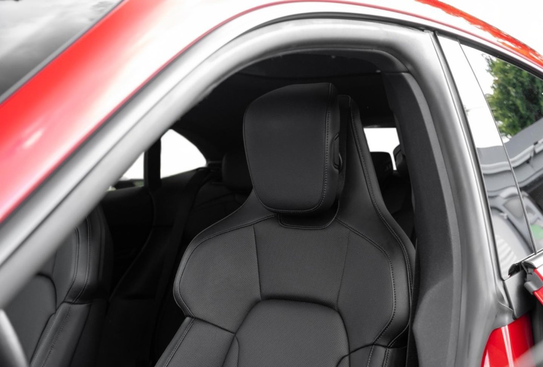 Porsche Taycan 4 Sport Turismo - foto 11