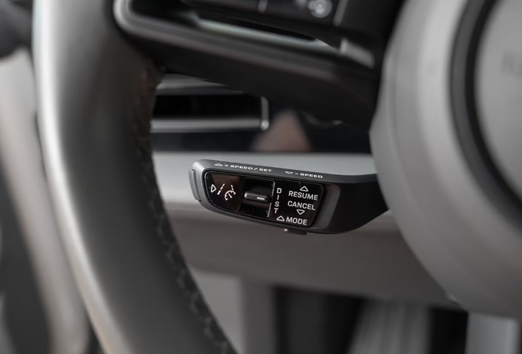 Porsche Taycan 4S - foto 10