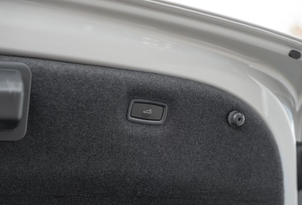 Porsche Taycan 4S - foto 24