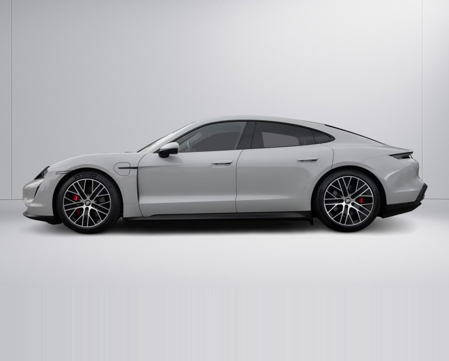 Porsche Taycan 4S (3)
