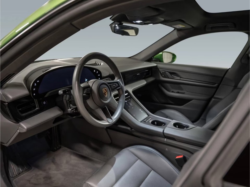 Porsche Taycan 4 Cross Turismo - foto 9