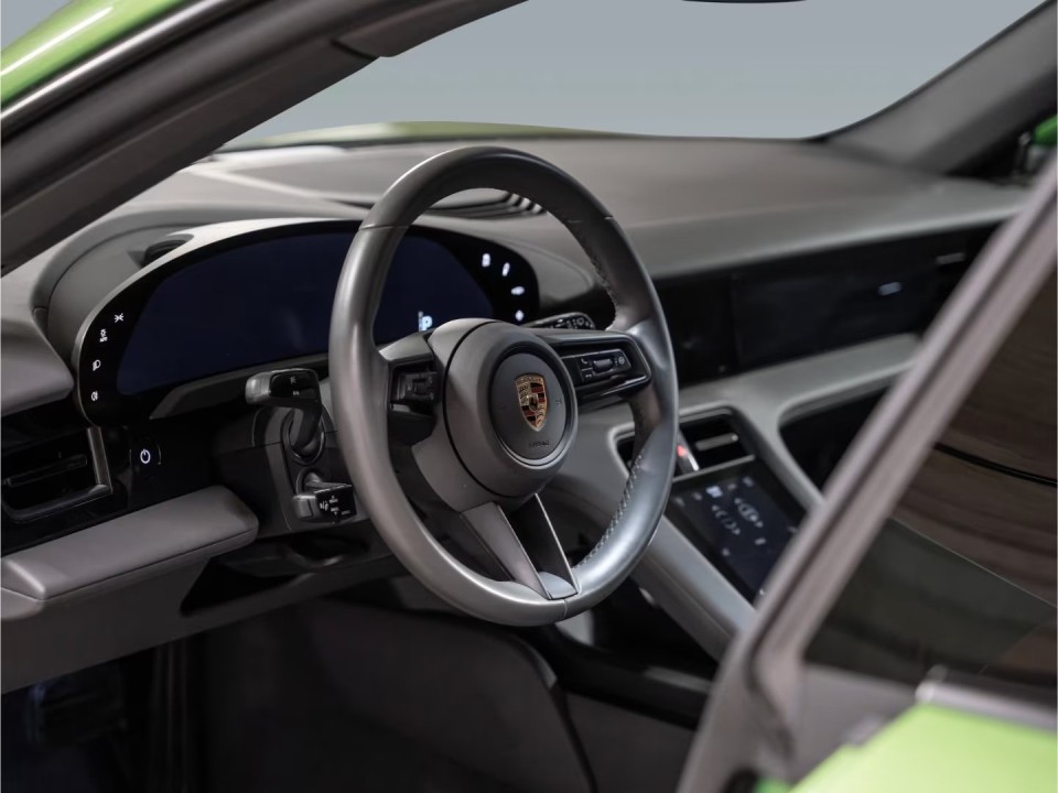 Porsche Taycan 4 Cross Turismo - foto 8