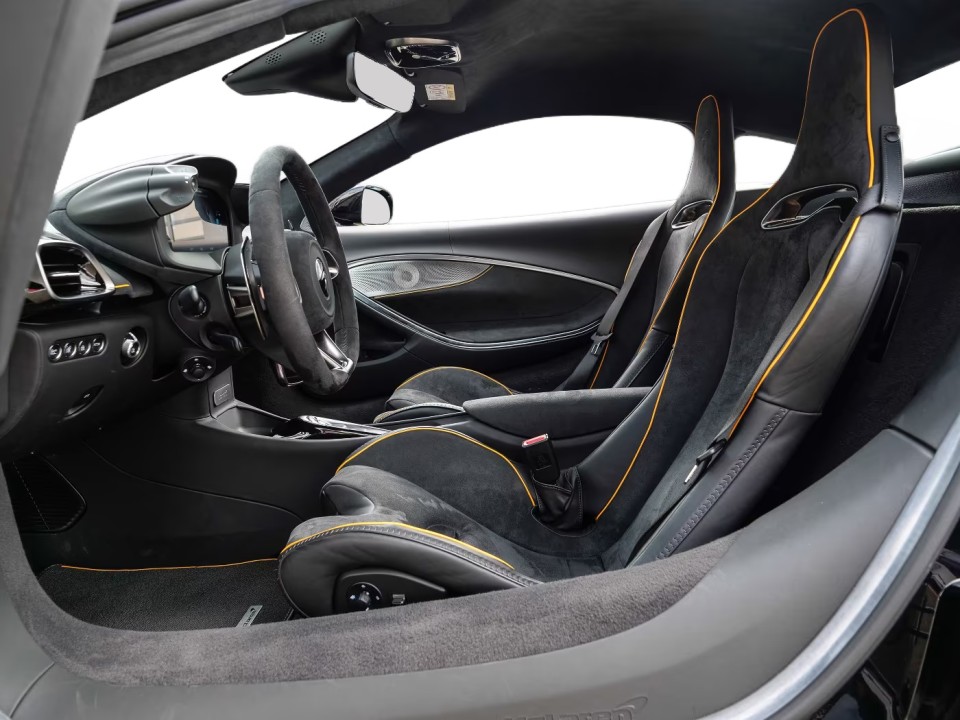 McLaren Artura - foto 9