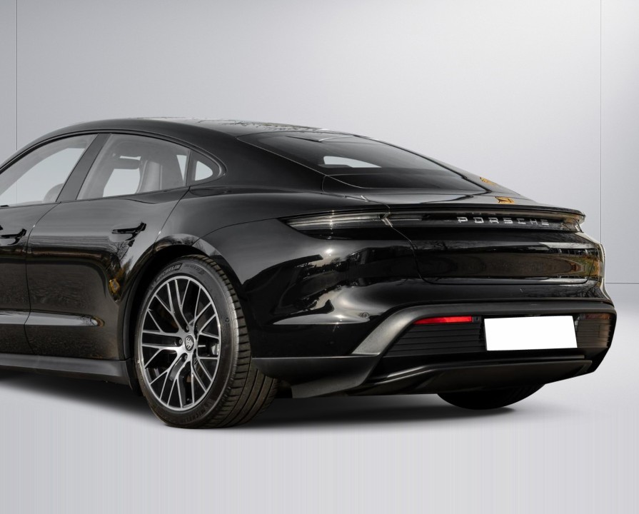 Porsche Taycan 4 - foto 6