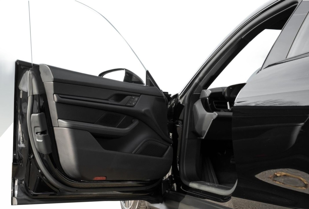 Porsche Taycan 4 - foto 23