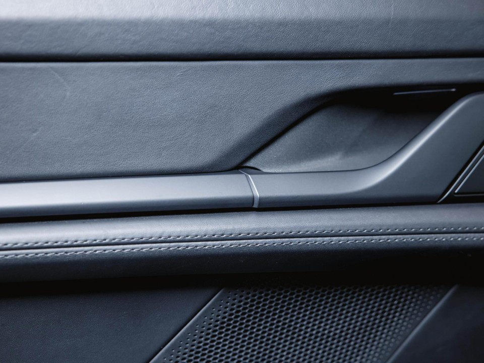 Porsche Taycan - foto 26