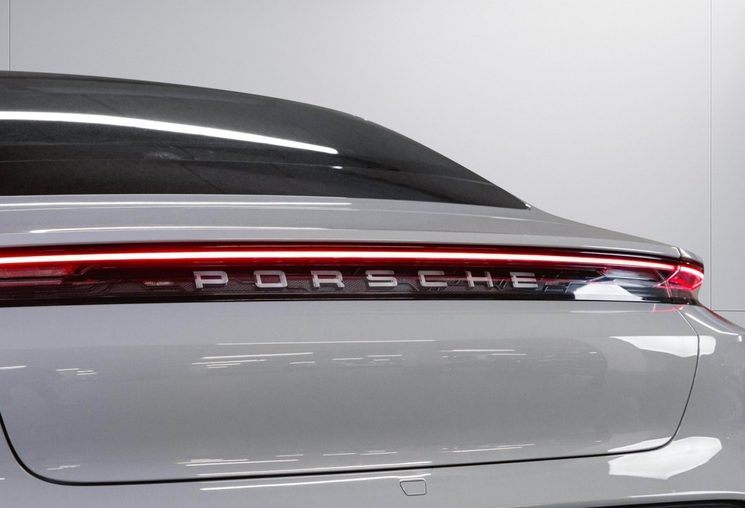 Porsche Taycan - foto 35