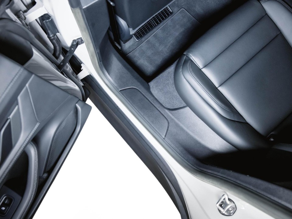 Porsche Taycan - foto 32