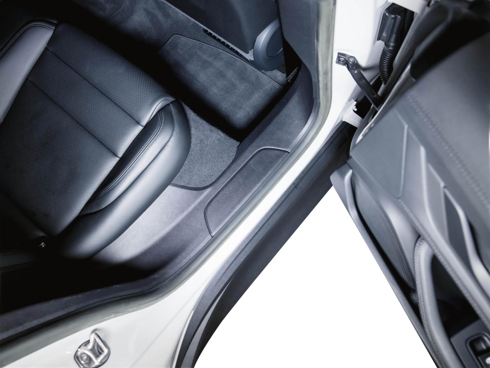 Porsche Taycan - foto 29