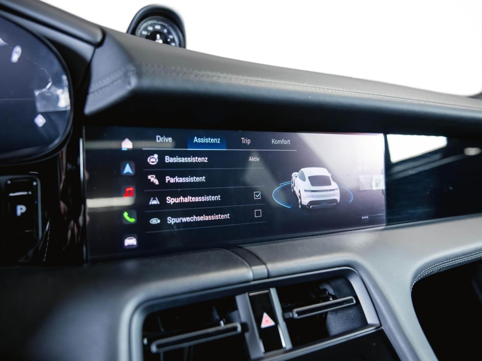 Porsche Taycan - foto 22