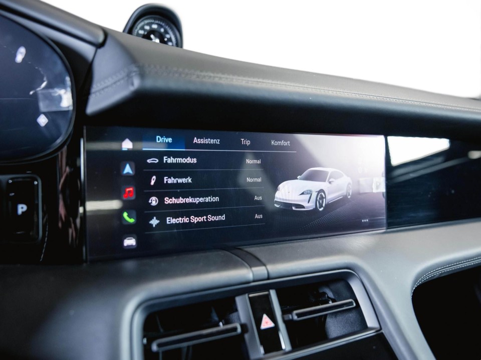 Porsche Taycan - foto 25