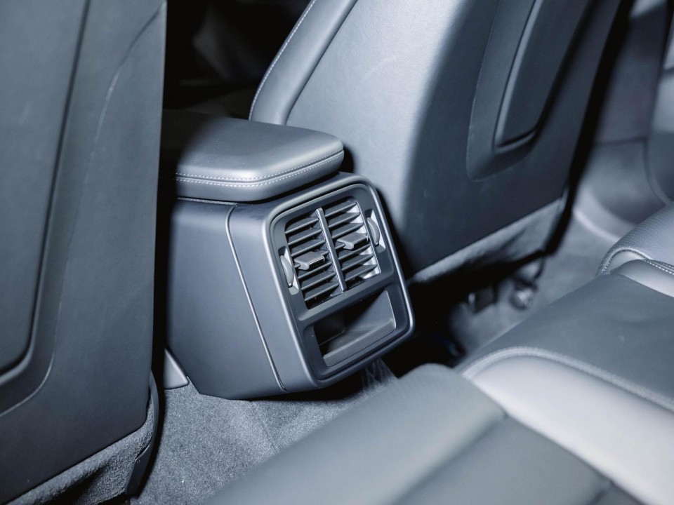 Porsche Taycan - foto 14