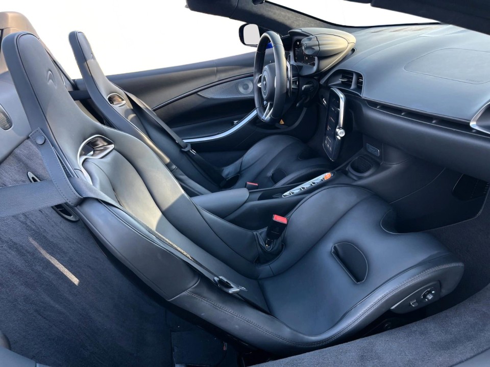 McLaren Artura Spider - foto 19