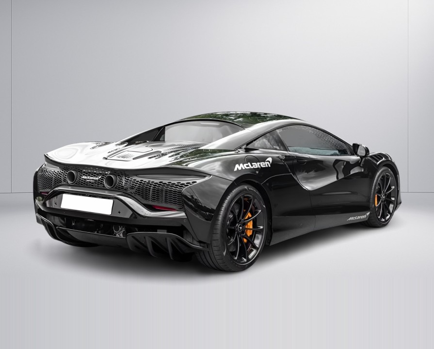 McLaren Artura (3)