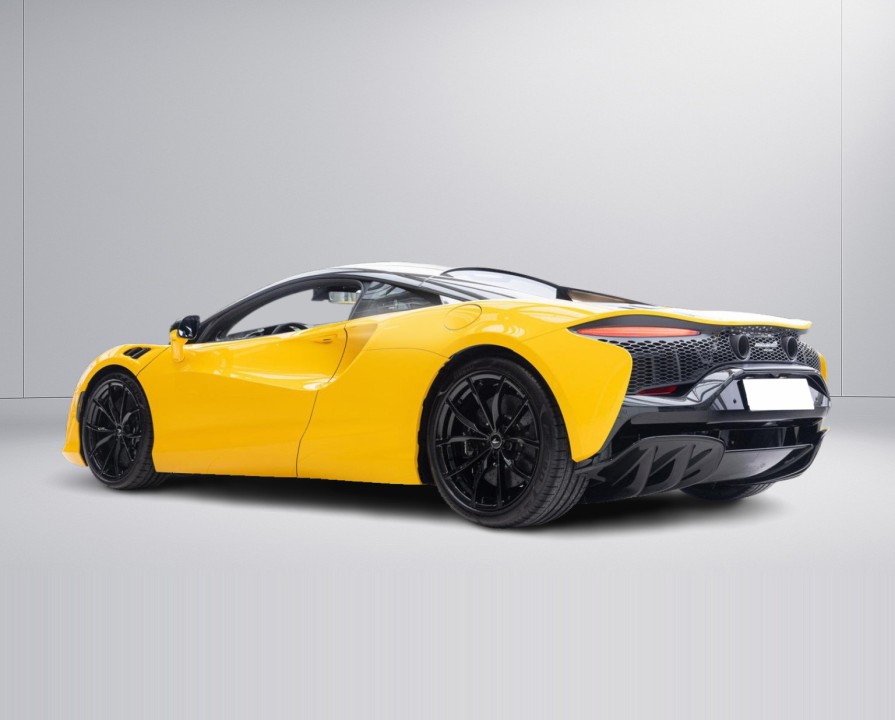 McLaren Artura - foto 8