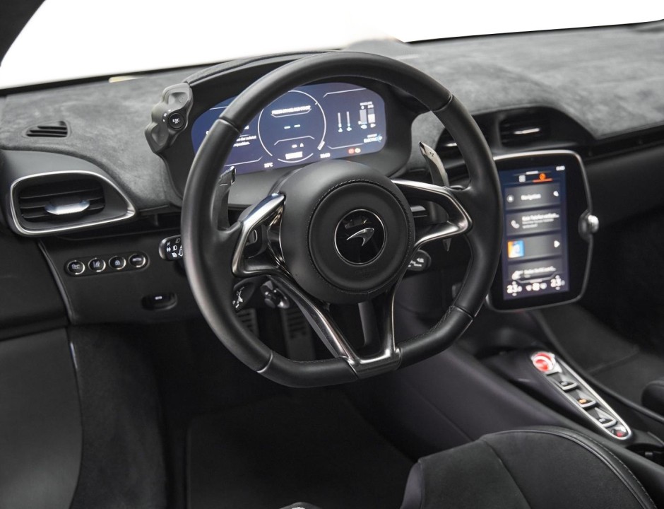 McLaren Artura - foto 14