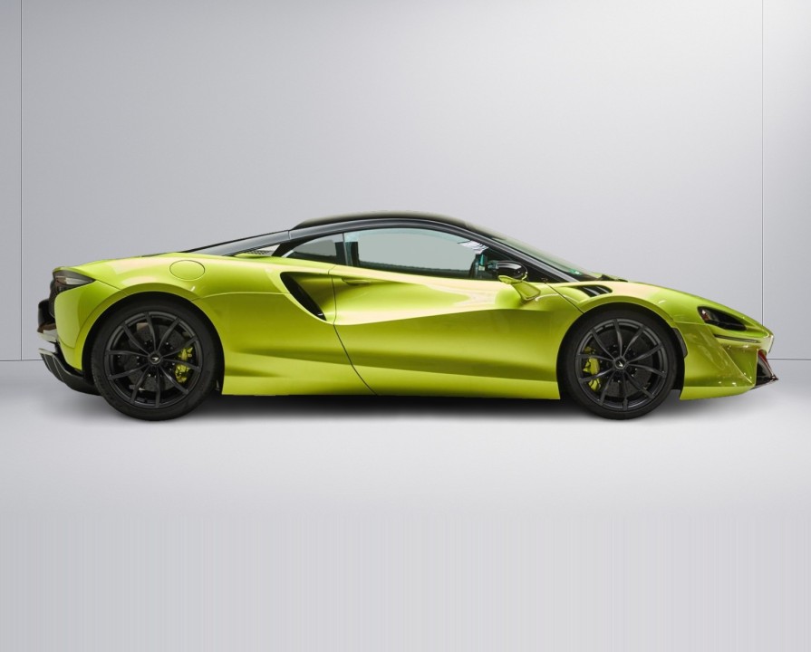 McLaren Artura (3)