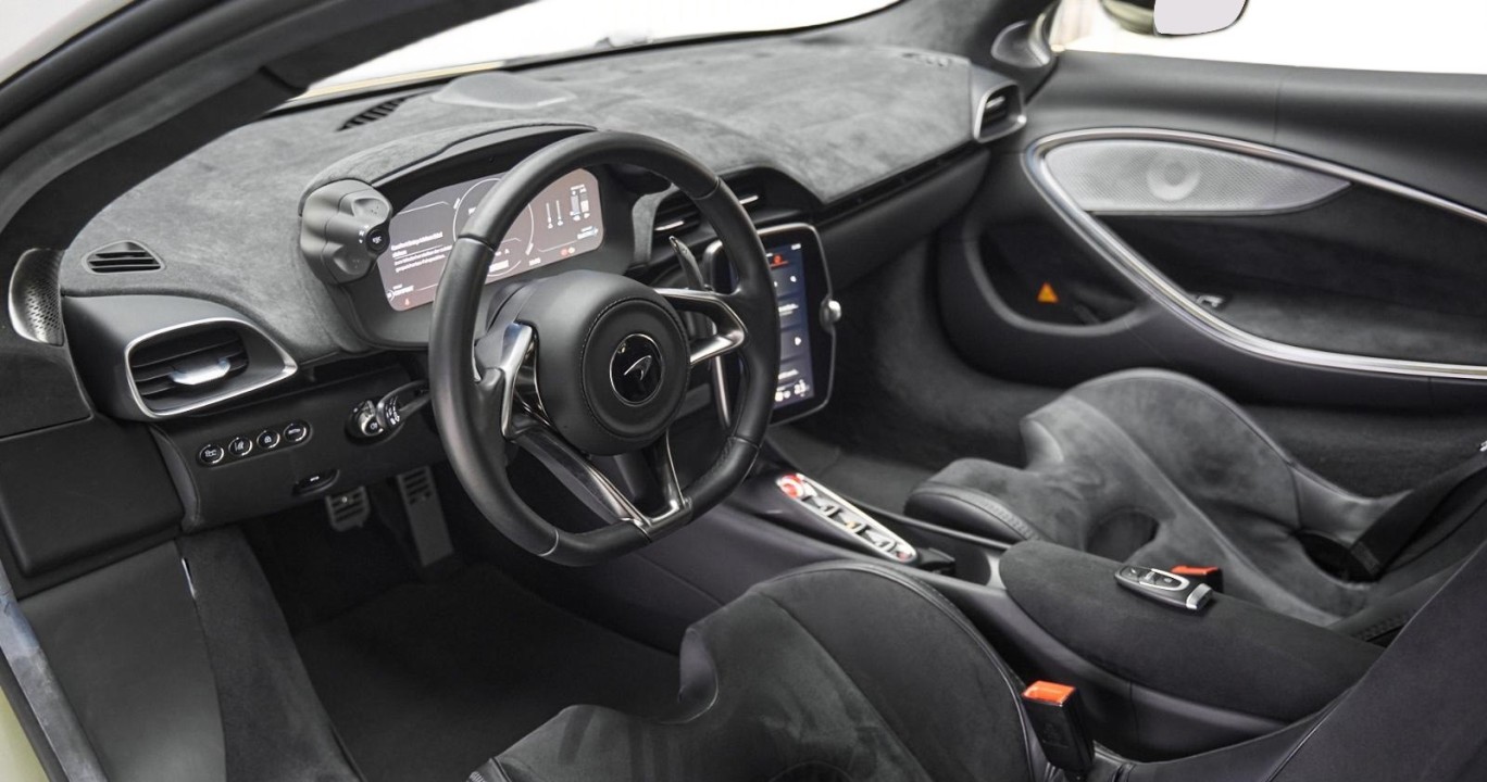 McLaren Artura - foto 9