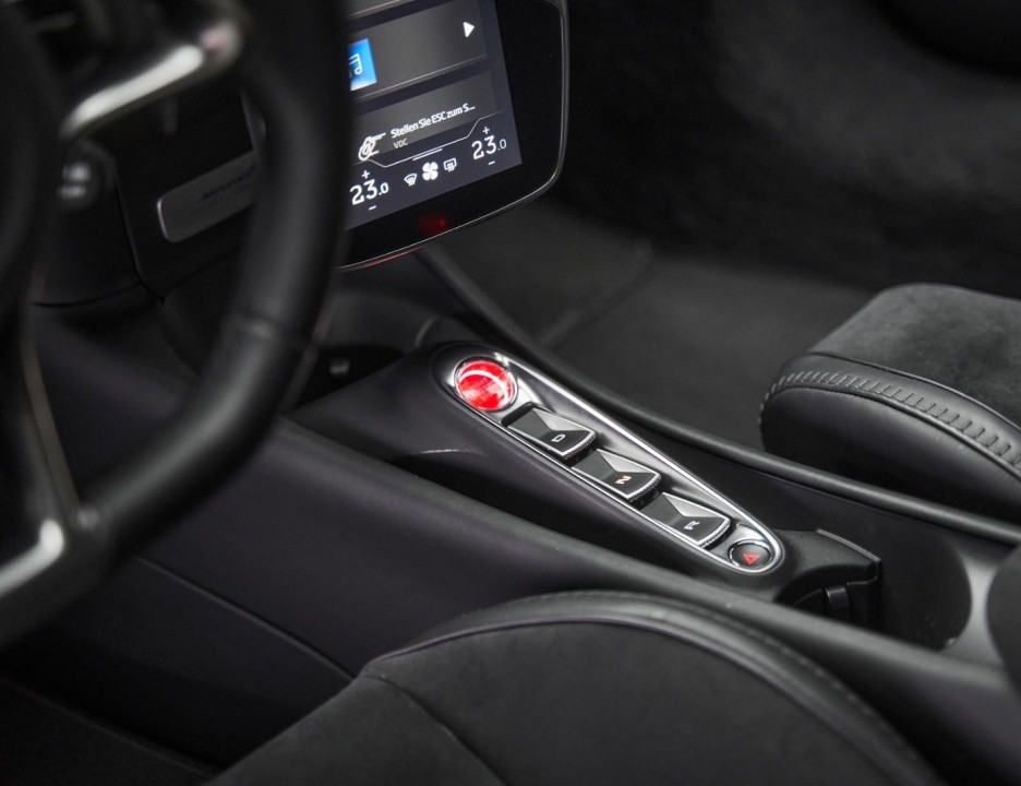 McLaren Artura - foto 17