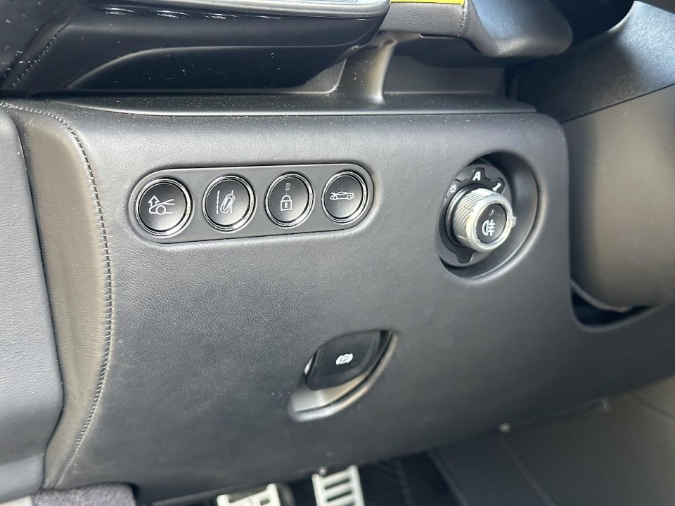 McLaren Artura - foto 16