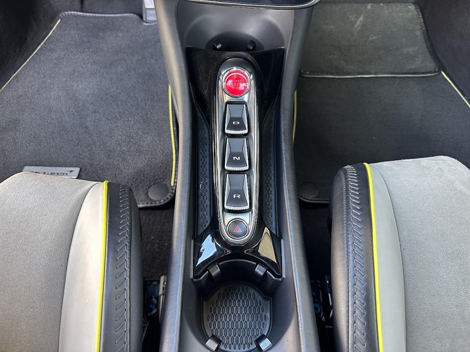 McLaren Artura - foto 18