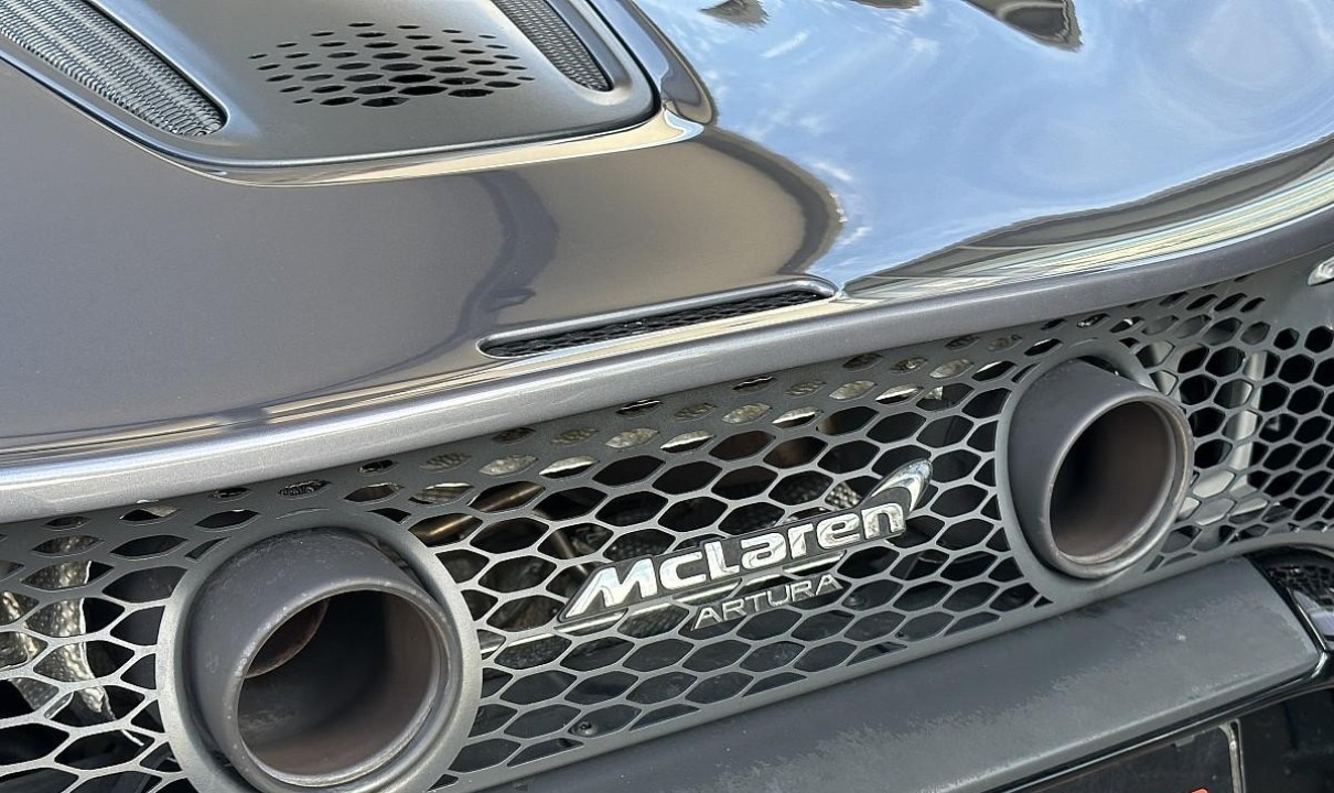 McLaren Artura - foto 21