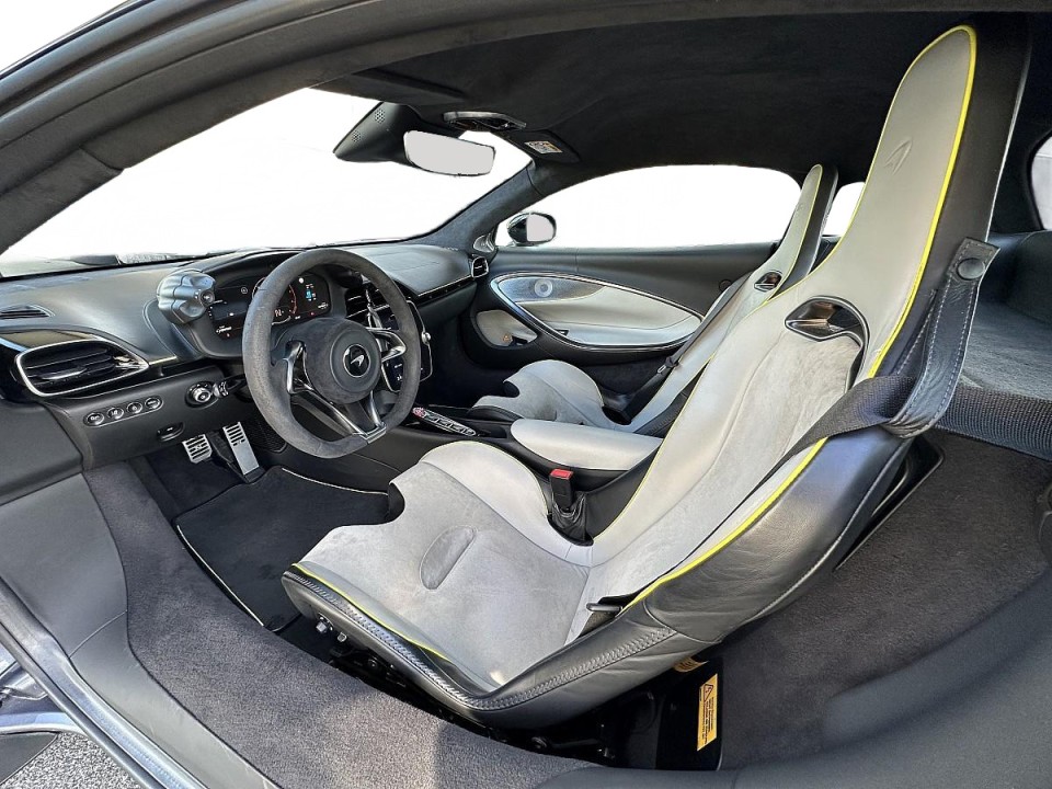 McLaren Artura - foto 9