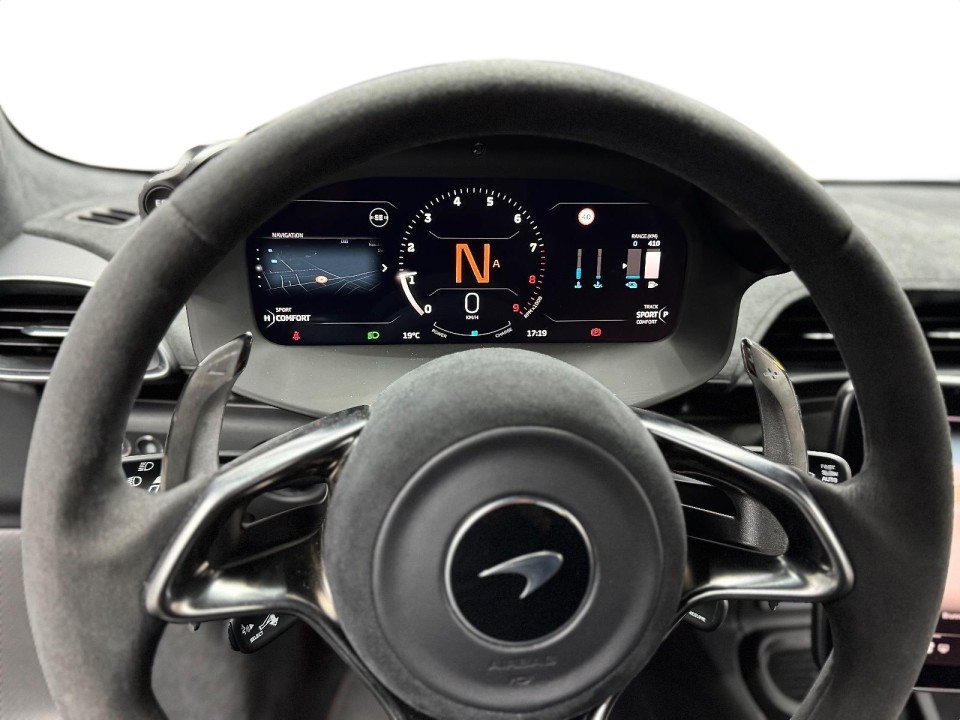 McLaren Artura - foto 15