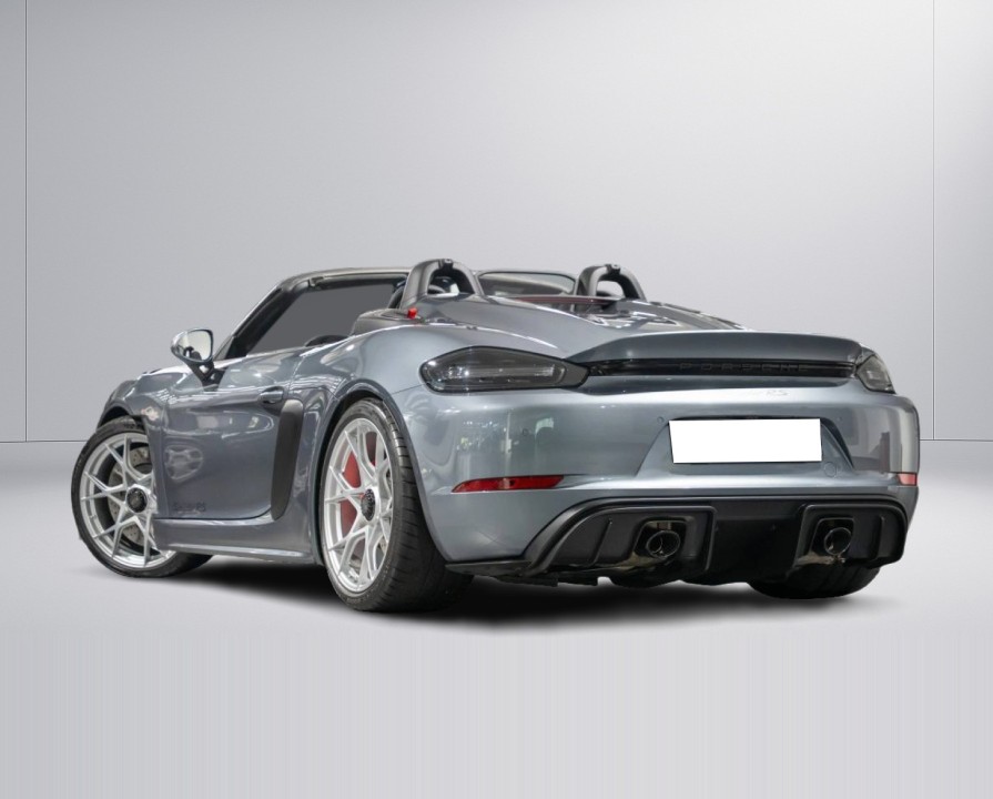 Porsche 718 Spyder RS (5)